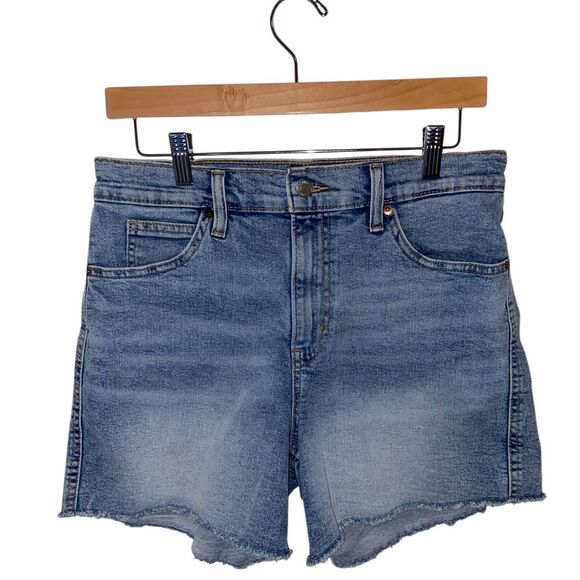 Levi's Signature Heritage High Rise Denim Rib Cage Shorts Raw Hem Light Wash W28 - Picture 1 of 7